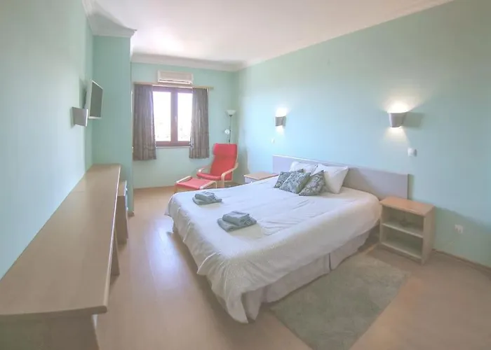 Tour Apartment Ericeira